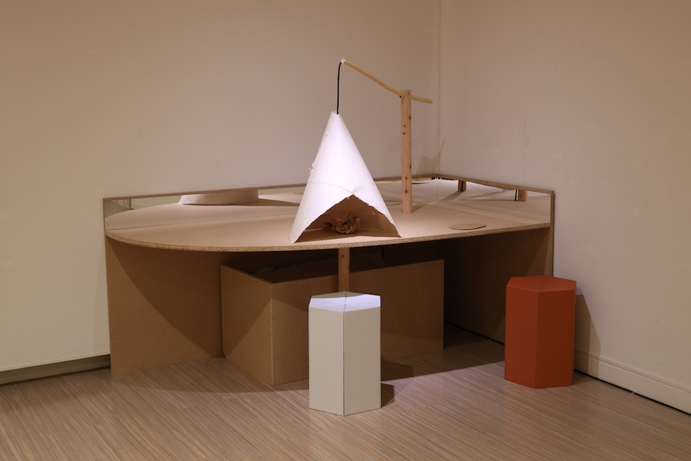 西村優子｜紙と手のあいだ | つくりかけラボ | 千葉市美術館